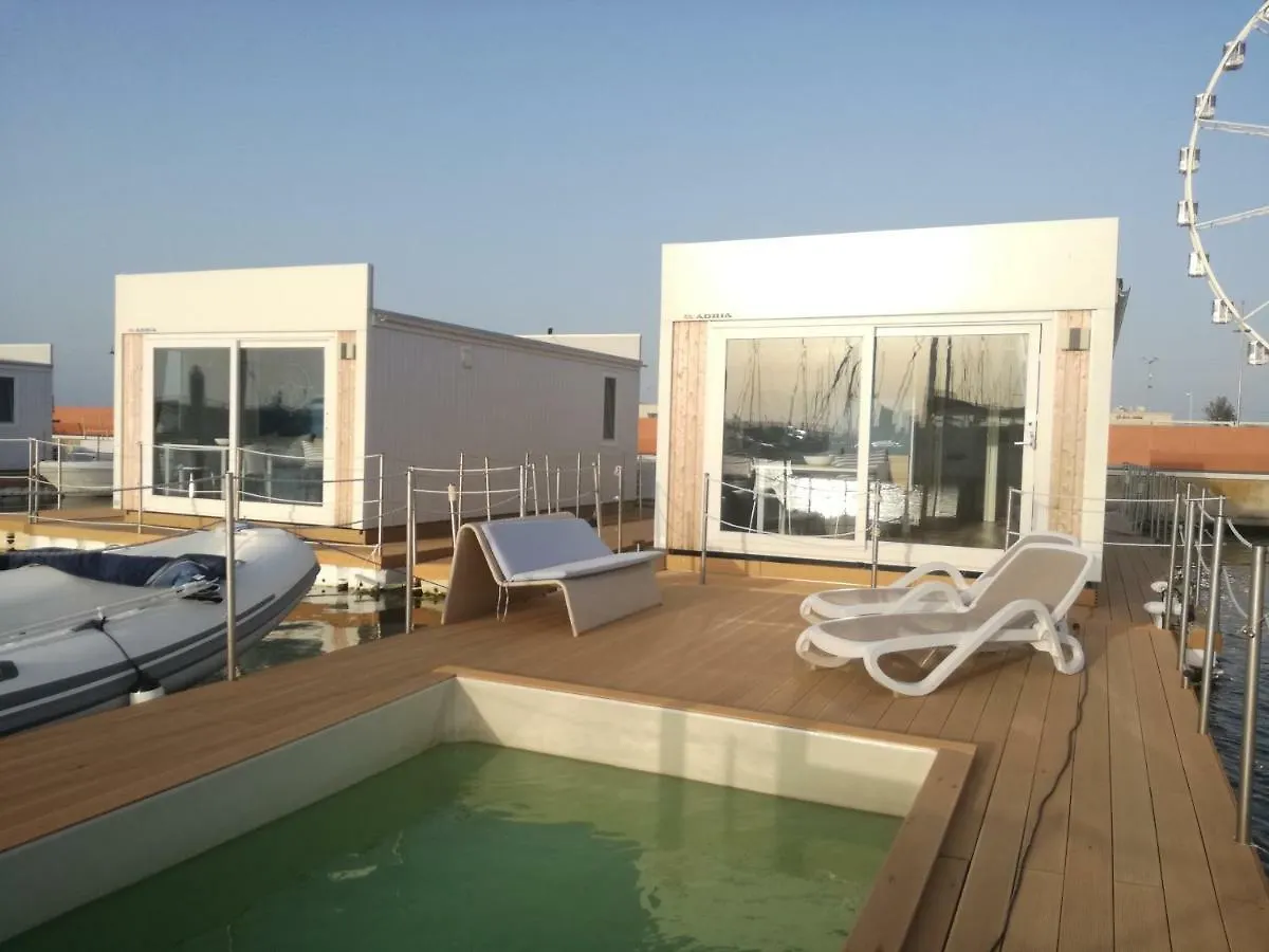 Botel Floating Resort Rimini