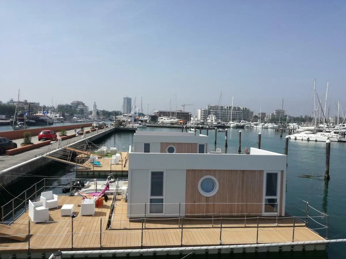 Floating Resort Rimini Botel