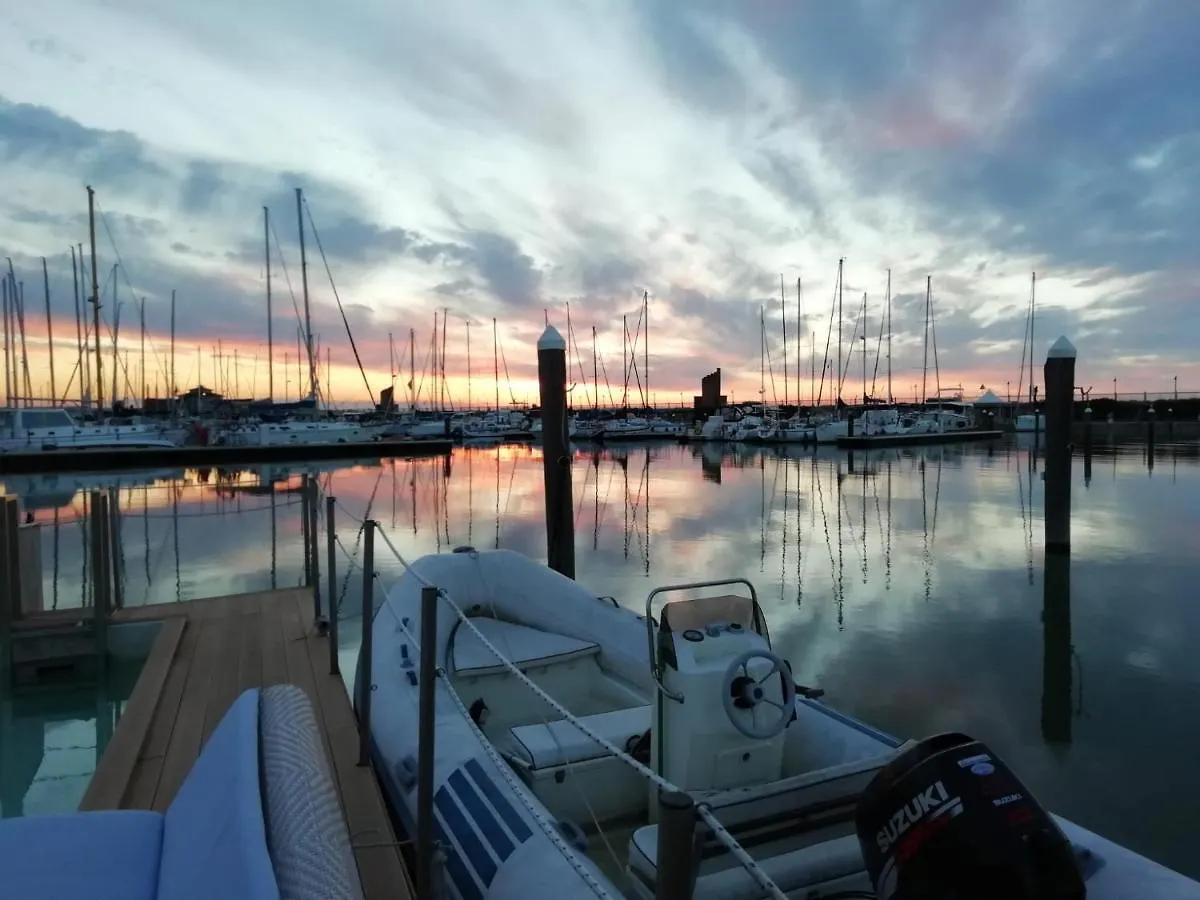 Floating Resort Rimini Botel