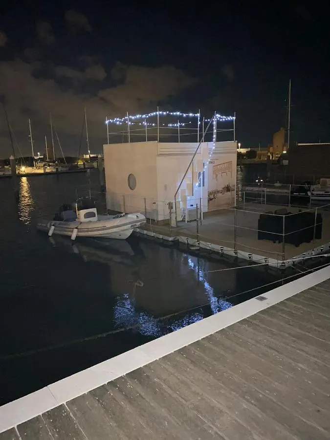 Hotel en barco Floating Resort Rímini